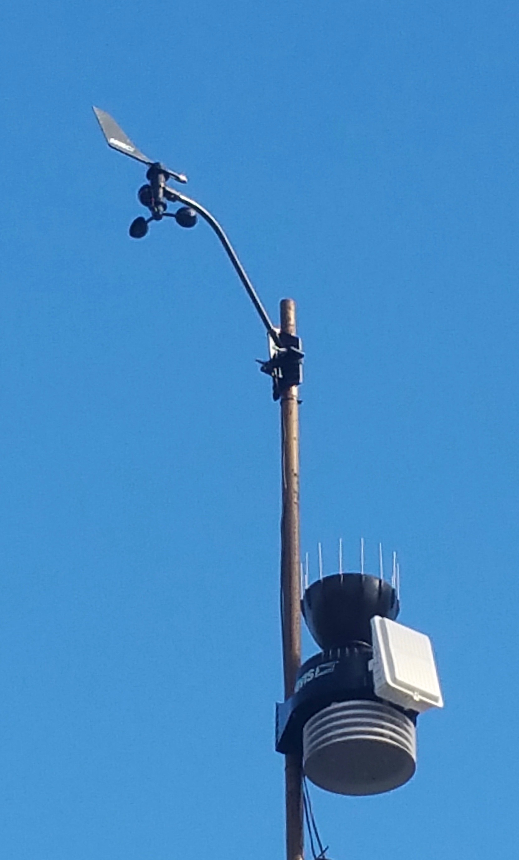 image of accurite pro weather station